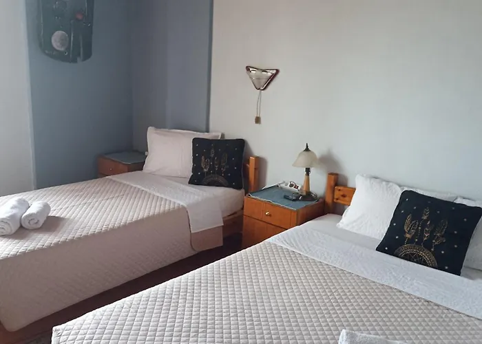 Agios Achillios בית הארחה 3*