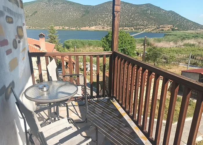 Pensión Agios Achillios 3*