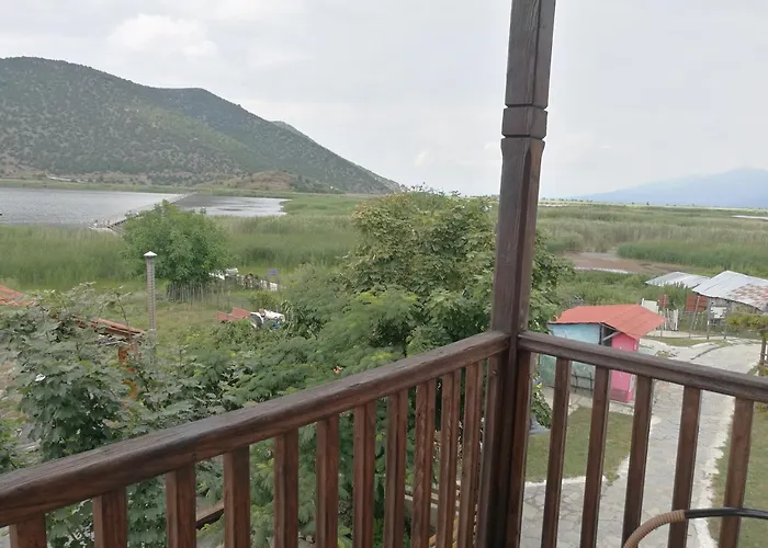 Agios Achillios Pensión Agios Achillios